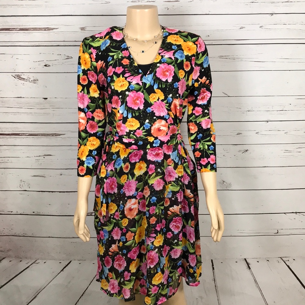 5 for $20 floral faux wrap dress size 10